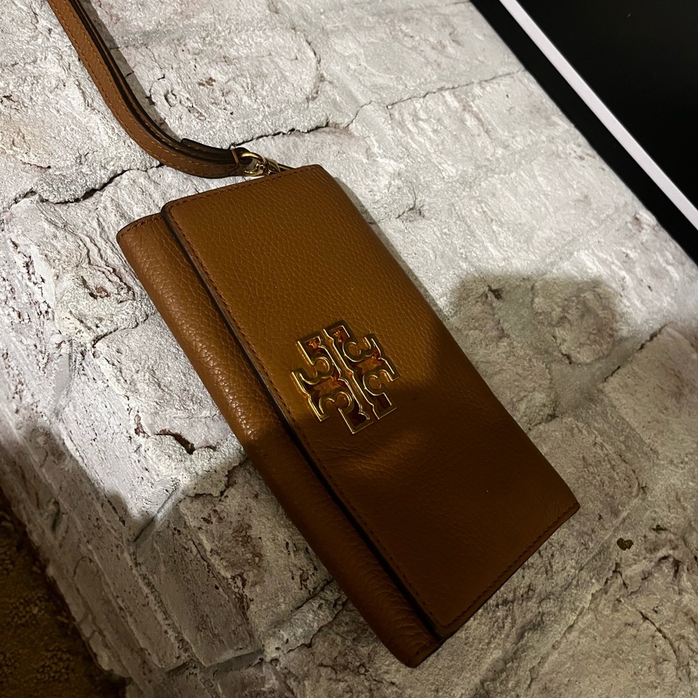 Tory Burch wrist purse